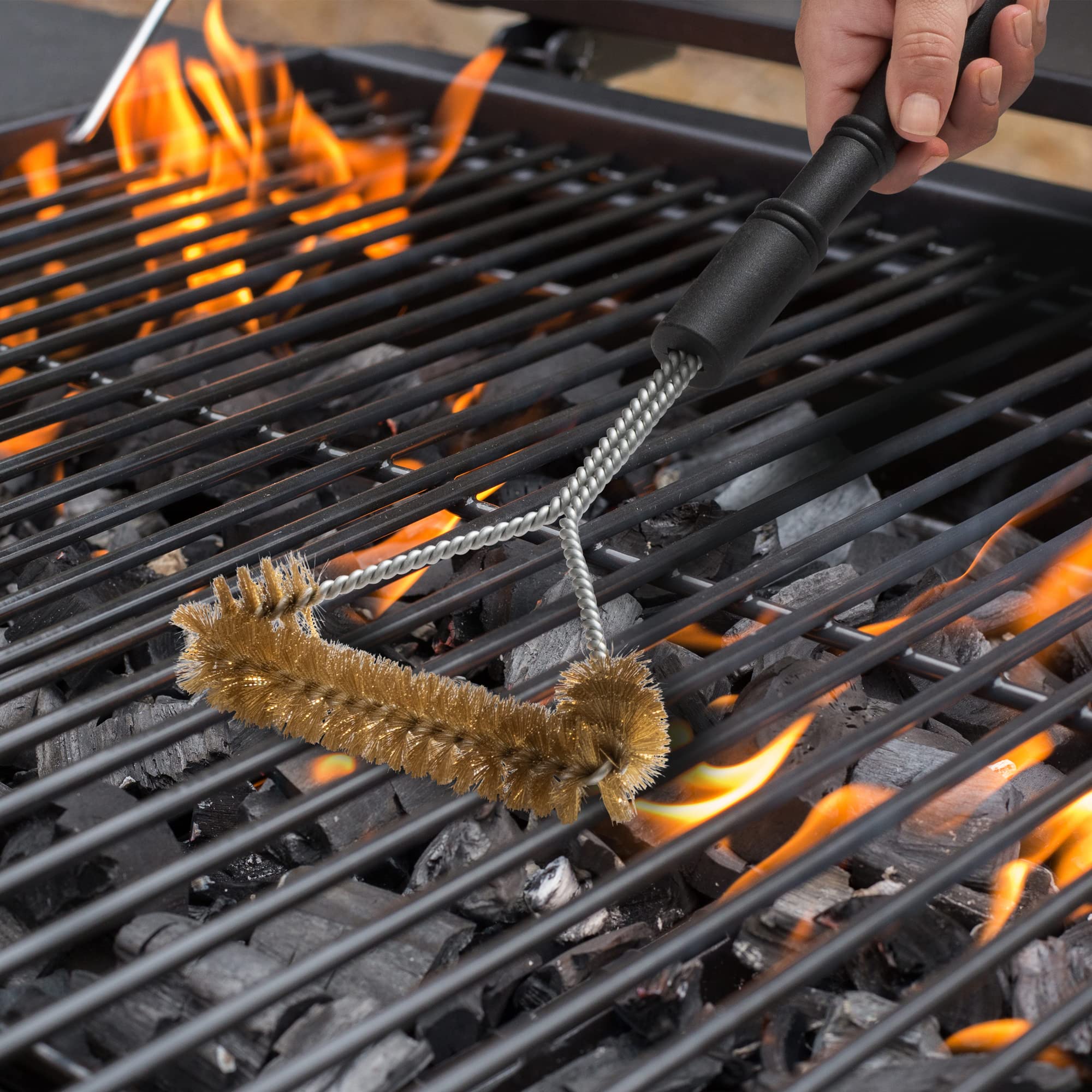 HIC Kitchen Roasting 3-Sided Grill Cleaning Brush with Non-Scratch Brass Bristles, 16.5-Inches Long - Image 3